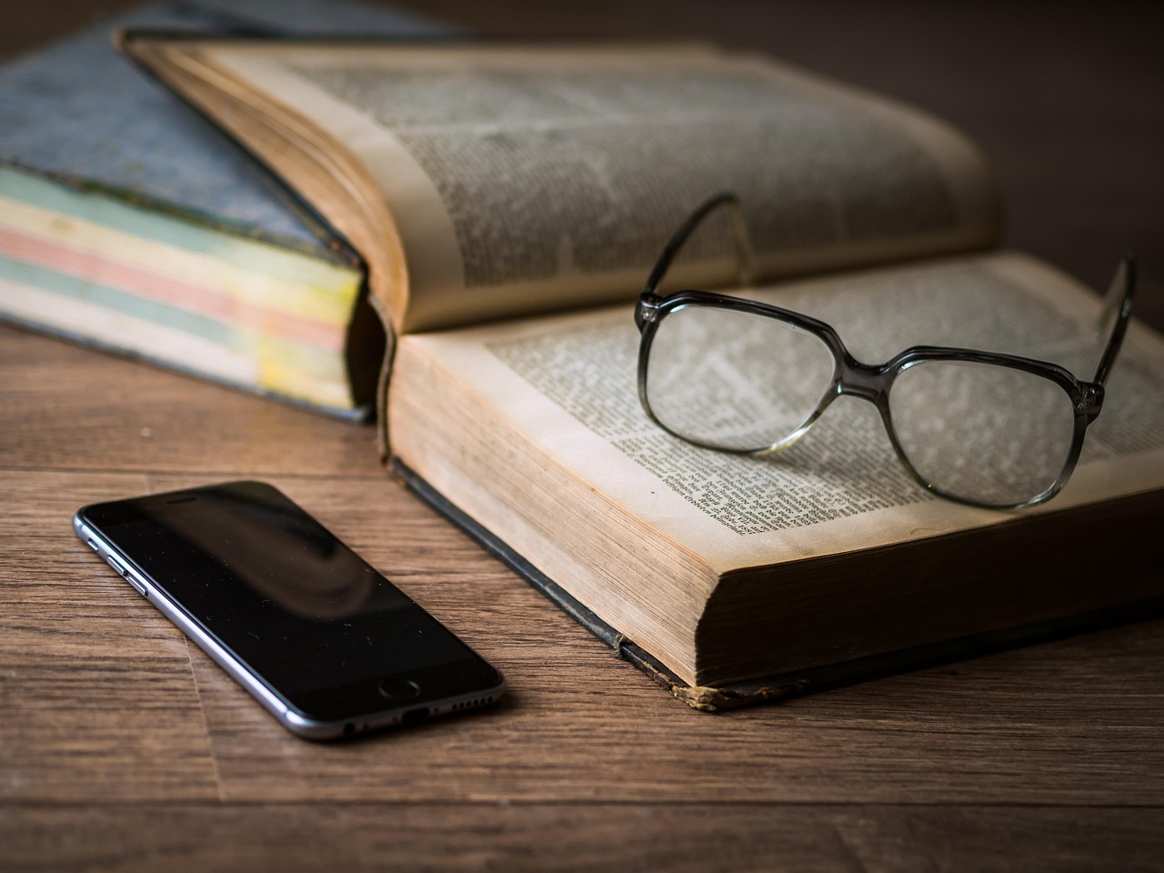 entdecken sie die wichtigsten bücher, die sie gelesen haben müssen! unsere auswahl der must-read-bücher bietet zeitlose klassiker, moderne bestseller und inspirierende literatur für jeden geschmack.